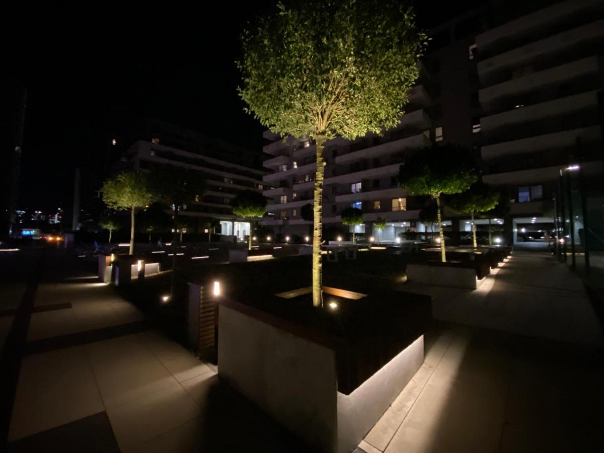 Apartment Wola, Wi-Fi, Smart Lock, Air Condition Varsó Kültér fotó