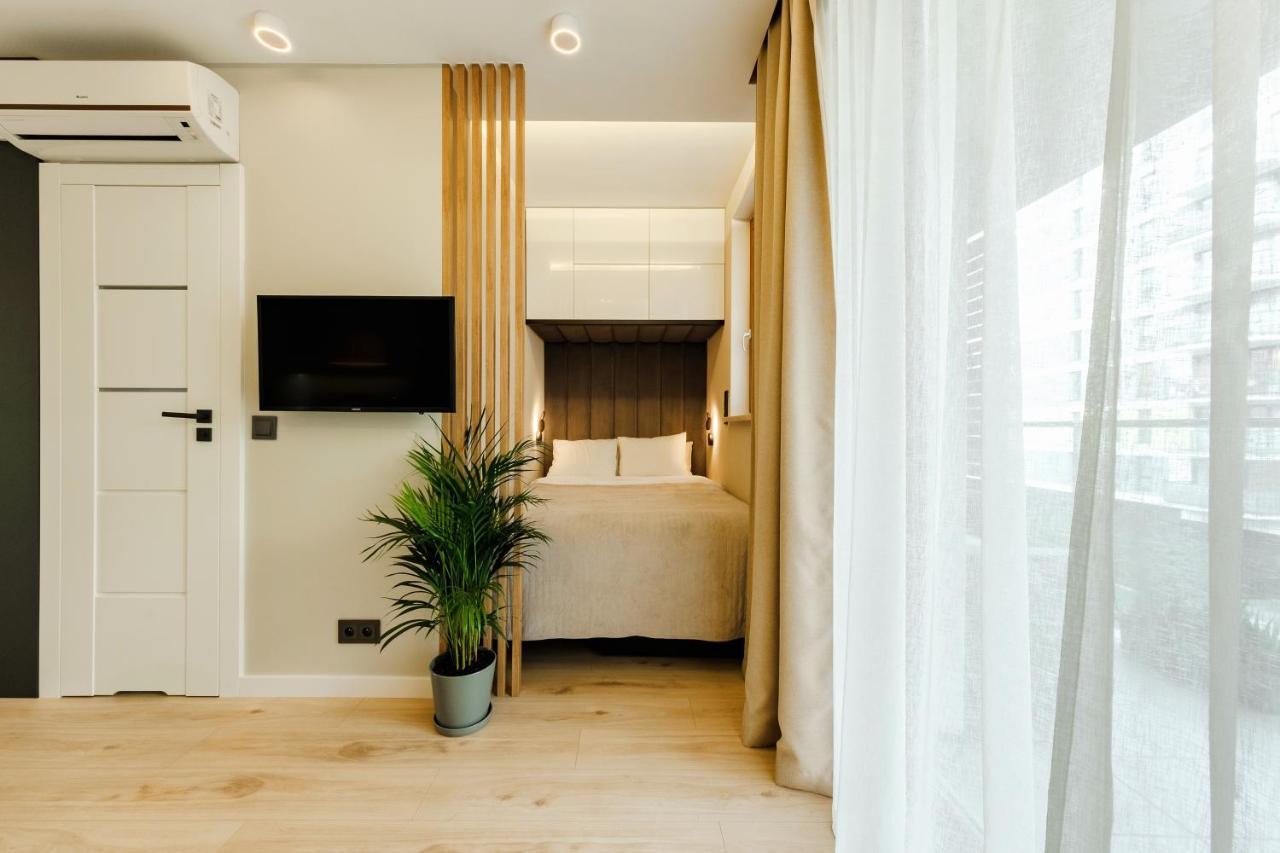 Apartment Wola, Wi-Fi, Smart Lock, Air Condition Varsó Kültér fotó