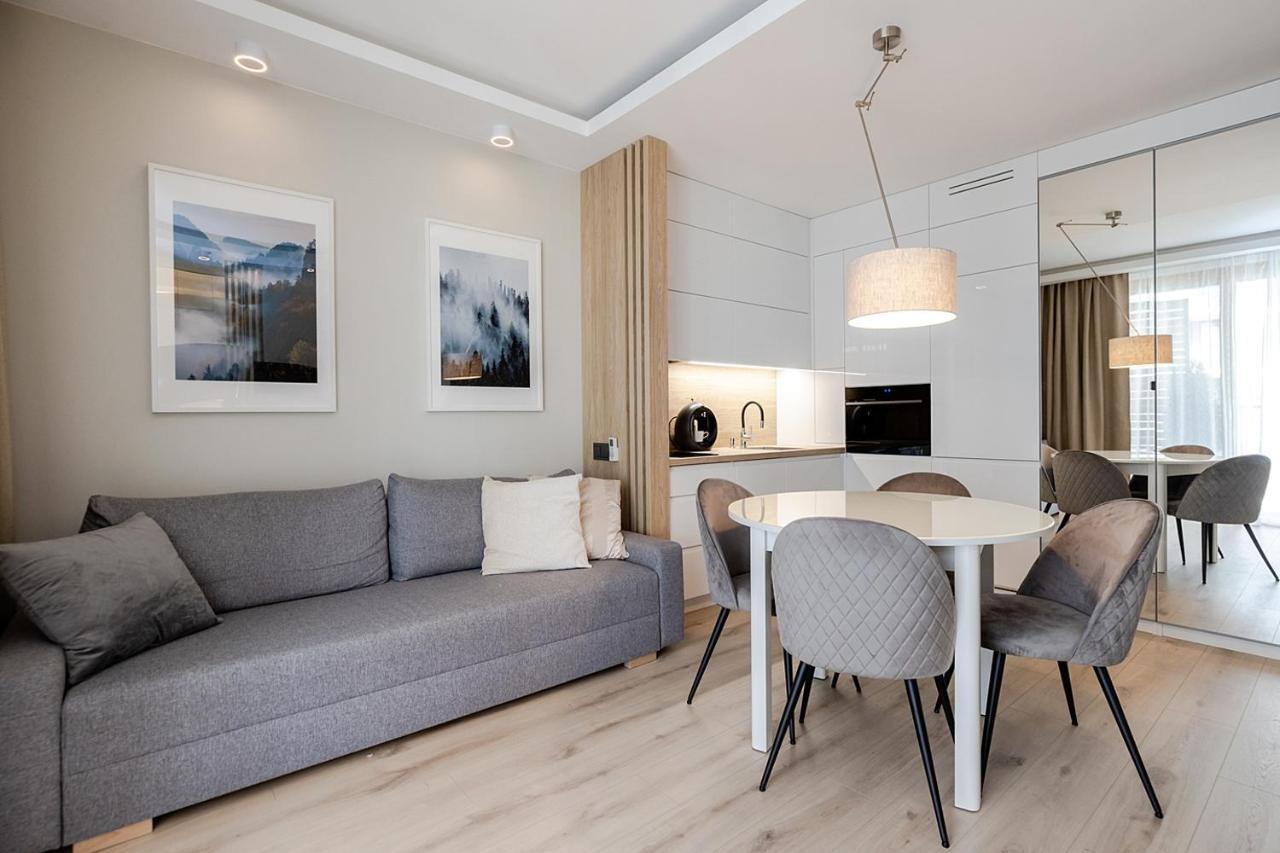 Apartment Wola, Wi-Fi, Smart Lock, Air Condition Varsó Kültér fotó